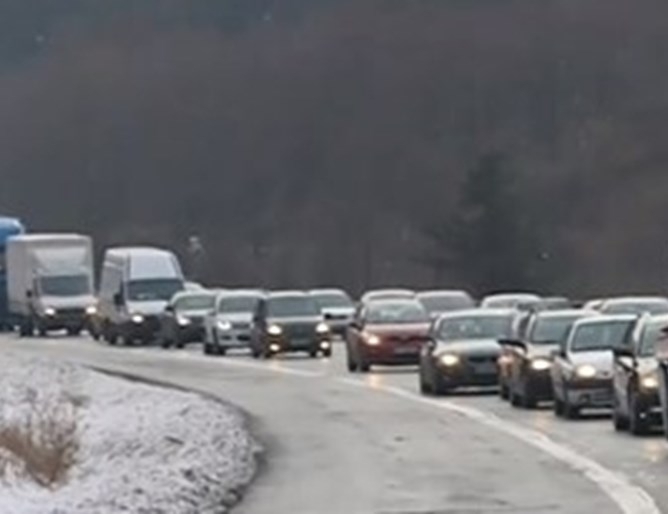 С цел намаляване на престоя в тунелите на АМ Хемус