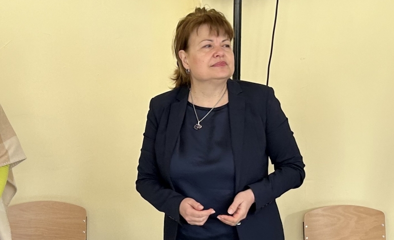 Областният управител на Враца Надя Донкинска обявява съмнителни обществени поръчки Това