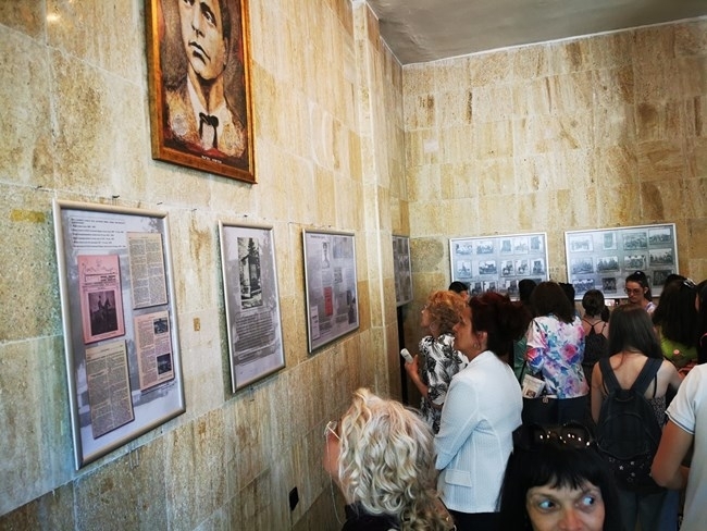 Държавният архив в Монтана откри изложба Из живота на 2 ри