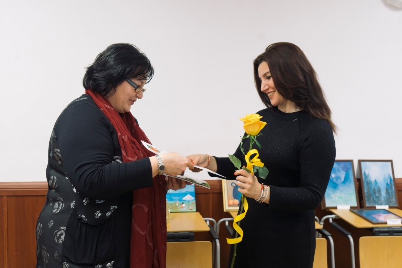 На официална церемония която се състоя в навечерието на 8