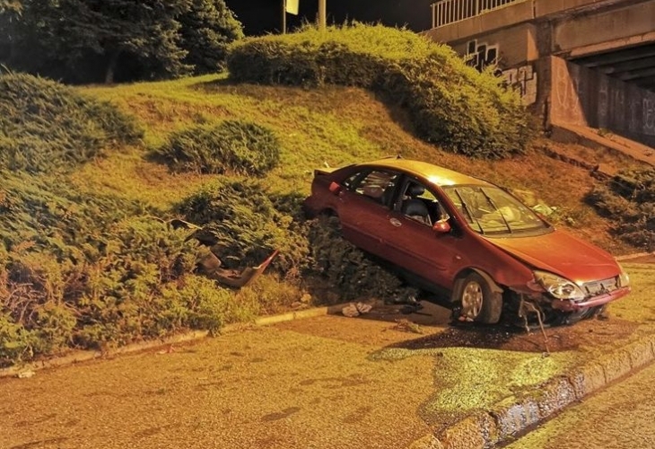 Тежка катастрофа е станала около полунощ на булевард Христо Ботев в Русе