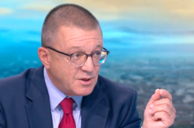 Парадът показа че военнослужещите са там но и че служат със