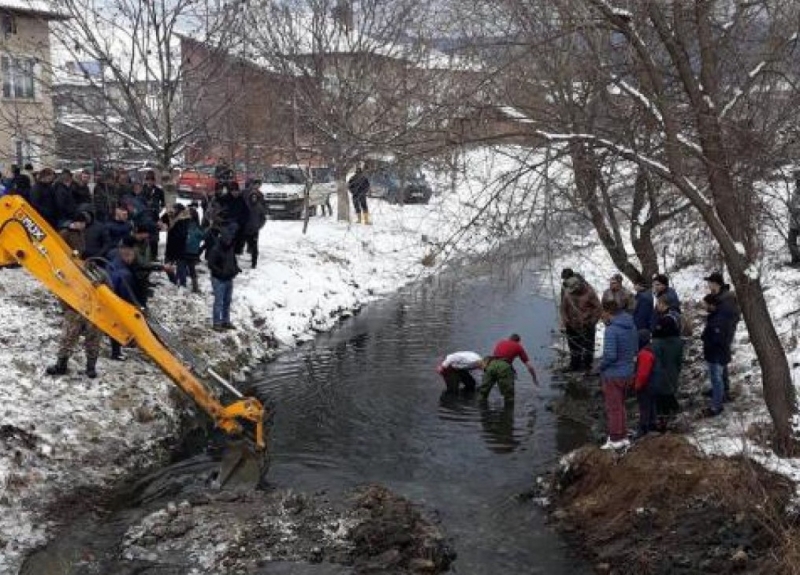 Два дни в Костандово безрезултатно търсят изчезналия на Богоявление кръст