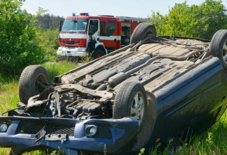 Тежка катастрофа със загинал човек е станала днес на пътя