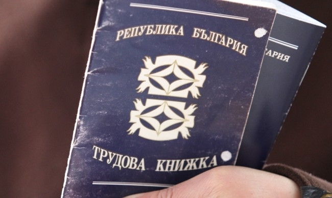 Равнището на регистрираната безработица в страната се запазва без промяна