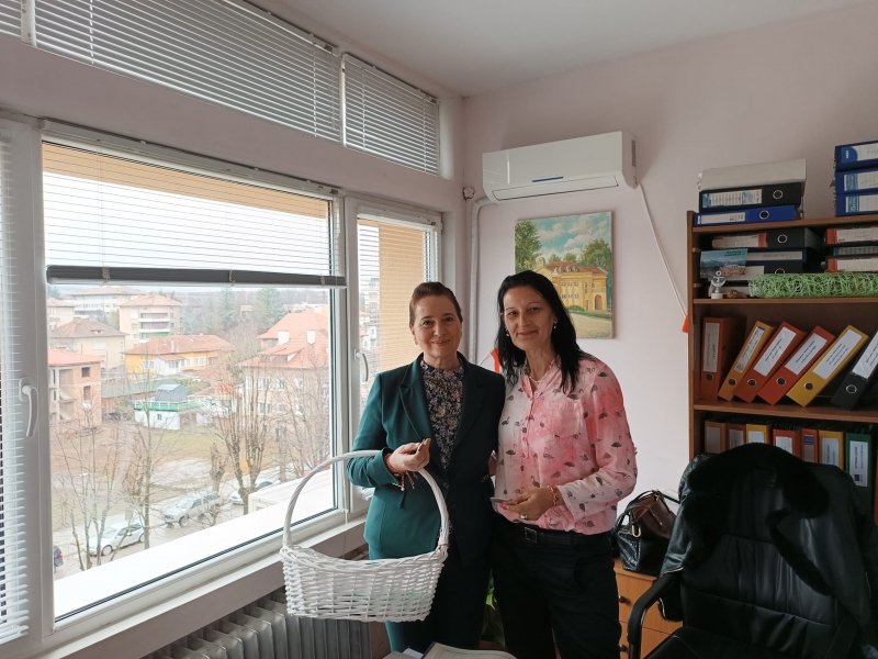 На най пъстрия и жизнерадостен пролетен празник 1 март кметът на