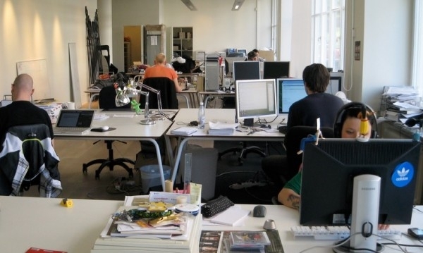 В България продължава силното подоходно разделение на работещите българи Близо