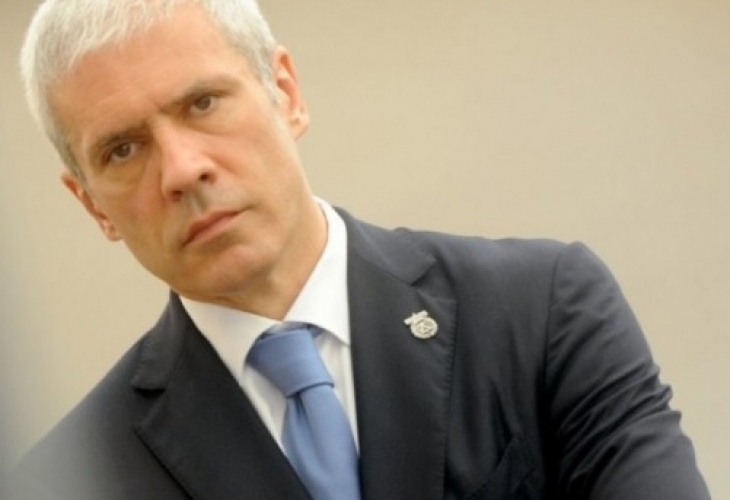 Мъж с инициали М Р 65 бил зет на бившия