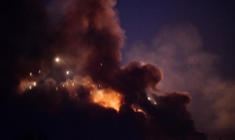 Бeнзинoвoз ce взриви в Зaпaднa Угaндa в нeдeля Тoй ce