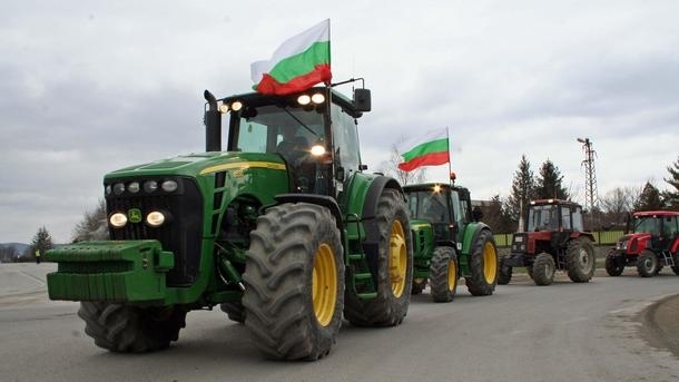 Зърнопроизводители излизат на протест във Врачанско научи агенция BulNews  
В община
