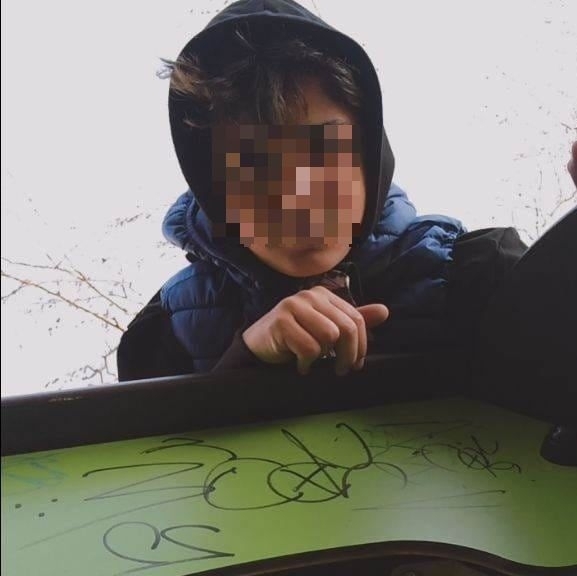 Малолетно момче хвърчи с кола в Лом алармираха жители на