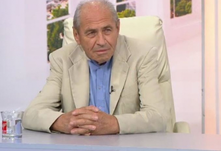 Бившият конституционен съдия Димитър Гочев е починал тази сутрин Това съобщиха