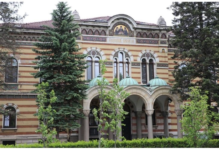 Светият Синод избира тримата претенденти за патриарх днес Според Устава