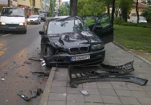 18-годишен предизвика катастрофа във Врачанско, съобщиха от полицията. На 19