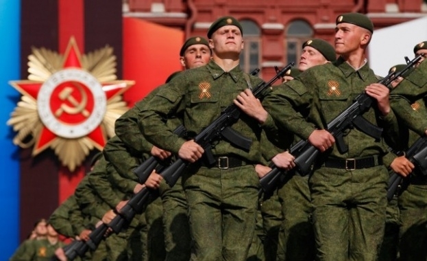С провеждането на мащабните военни учения Изток 2018 Русия показва