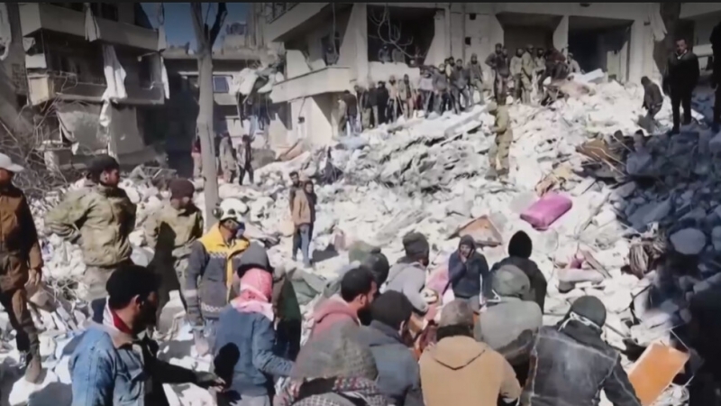 Първият конвой с хуманитарна помощ за пострадалите в Северозападна Сирия