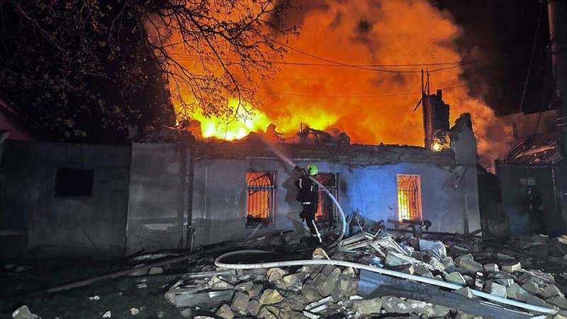 Русия и Украйна подновиха атаките си след края на Великденското примирие