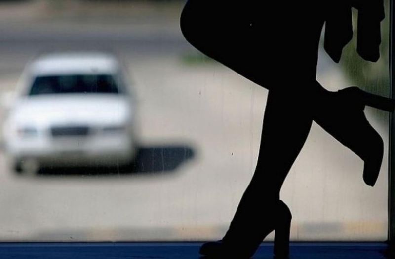 42-годишна жена е задържана заради проституция. Тя била хваната при