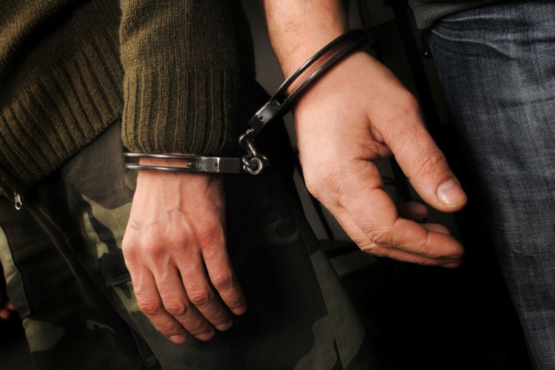 Трима жители на Ново село са задържани вчера в полицейския