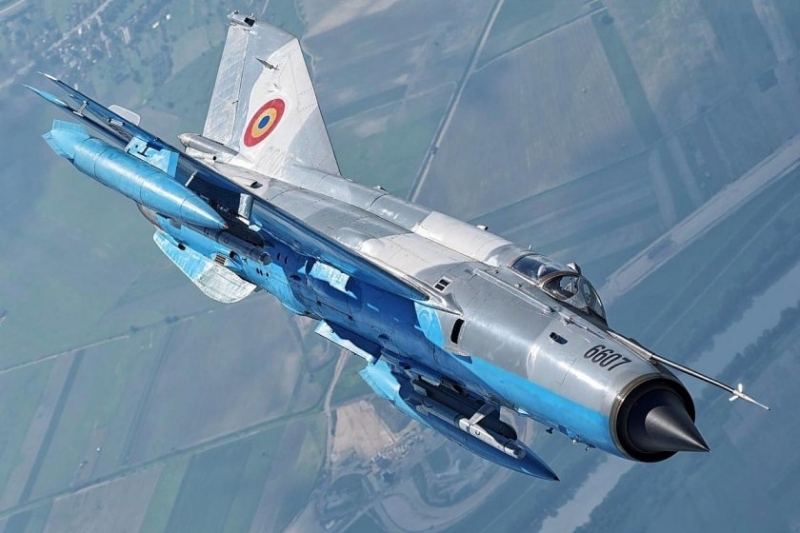 Румъния е вдигнала по спешност изтребители МиГ 21 за да придружат