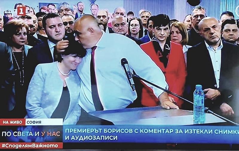 Сутрешните брифинги на НОЩ бяха категорично засенчени от вчерашния следобеден