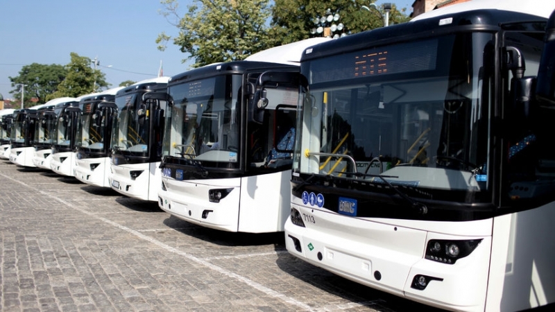 Автобусният бранш настоява толсистемата да отпадне за тях и да пътуват