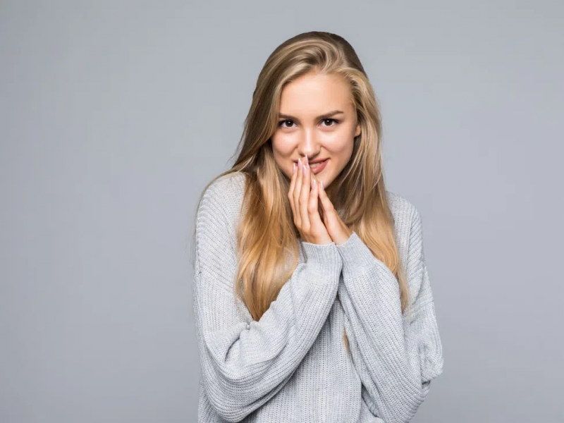 Срамежливостта когато говорим на интимни теми възниква когато човек започне