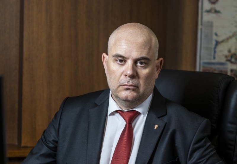 Съществува трайна практика на Конституционния съд която изключва осъществяването на