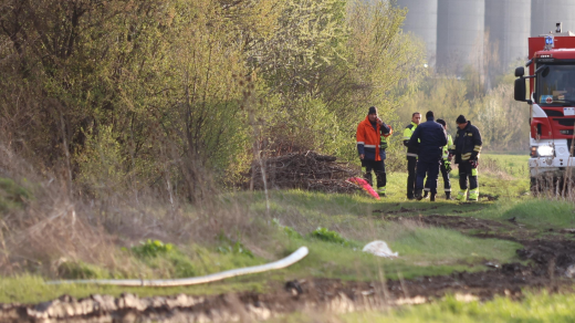 Две човешки тела са намерени в канал до столичния кв