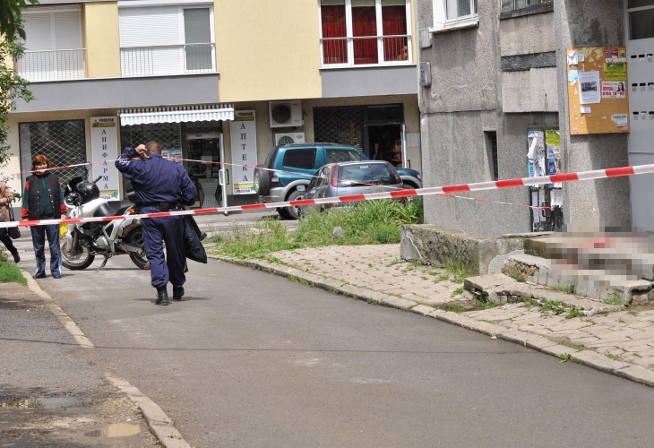 Трагичен инцидент разтърси Благоевград навръх Съединението 37 годишен мъж се