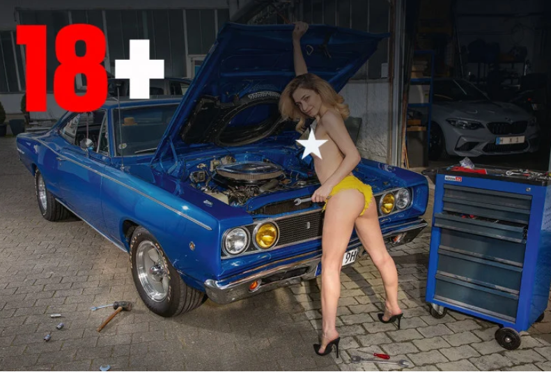 В календара озаглавен Schraubertr auml ume 2022 което може да се преведе