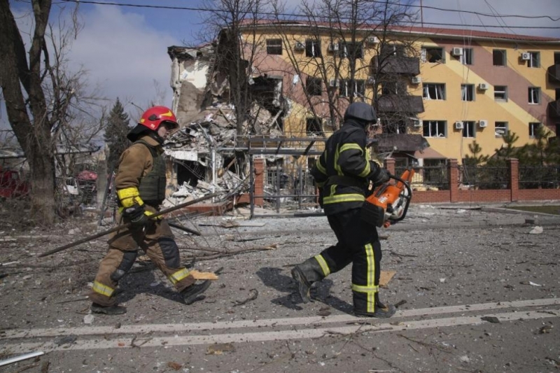 Украйна обвини руските войски че са ударили психиатрична болница в