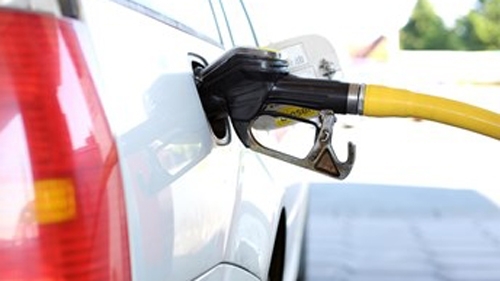 Цените на автомобилните горива вървят нагоре от януари насам предава