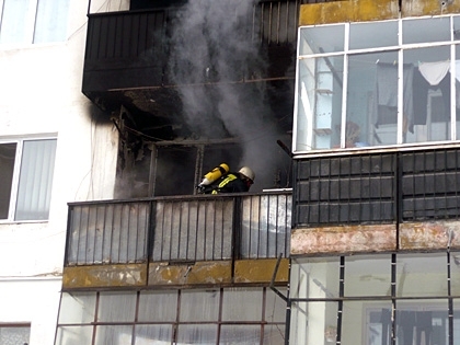 Малко преди 16 часа вчера е избухнал пожар в апартамент