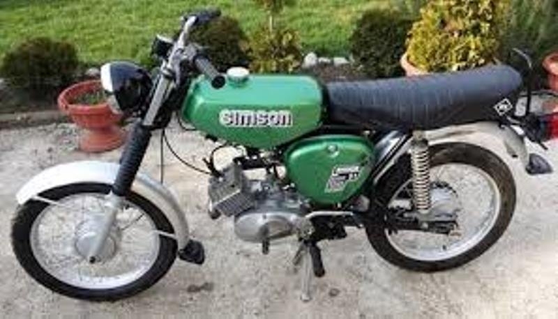 Полицията е спипала апаш задигнал мотопед Симсон в Монтанско съобщиха