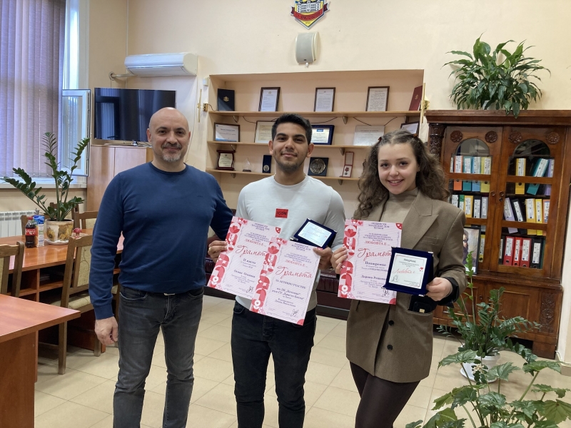 Ученици от СУ „Христо Ботев“-Враца с две награди от национален литературен конкурс /снимки/