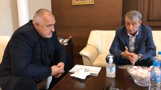 Имаме нужда от Медицински експертен съвет който да подпомага министрите