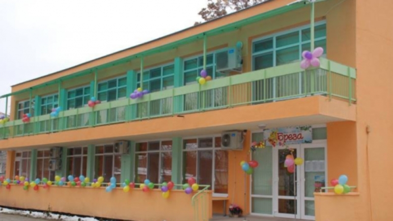 Шестгодишно момченце е паднало от втория етаж на детска градина