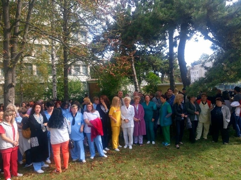 Работещите в МБАЛ Христо Ботев Враца излязоха с отворено писмо