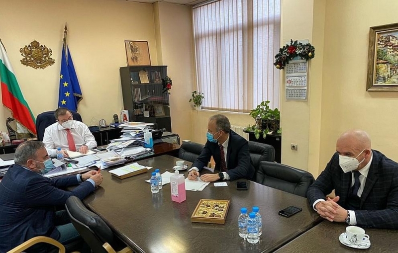 21 от учителите в образователните институции са заявили желанието си