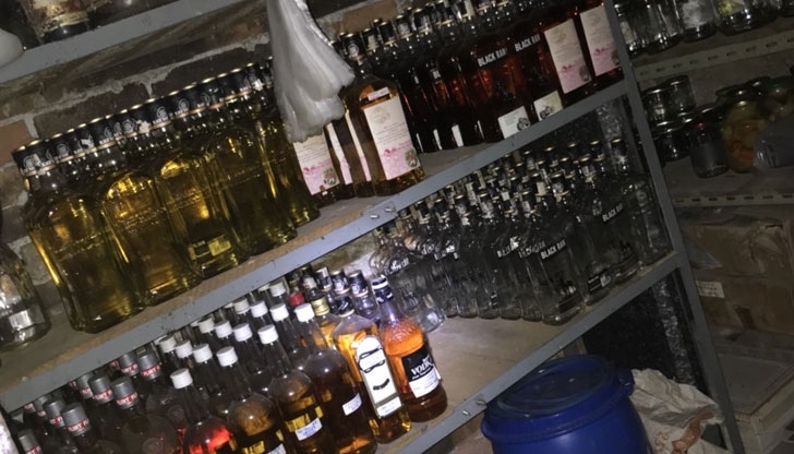 Голямо количество алкохол без бандерол откриха служители на полицейския участък