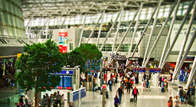 Малки количества марихуана ще могат вече да бъдат внасяни от