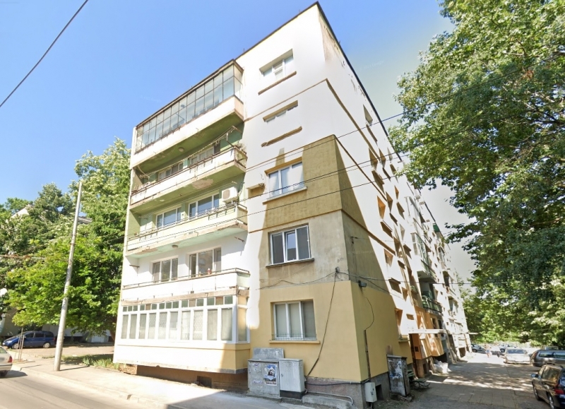 ТОП оферта! Частен съдия изпълнител продава на търг двустаен апартамент в центъра на Враца
