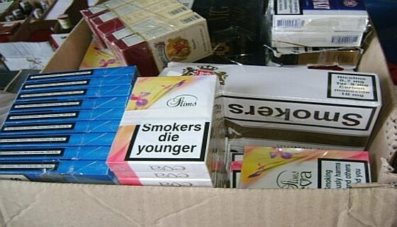 Ченгета намериха контрабандни цигари при тараш на имот в Лом