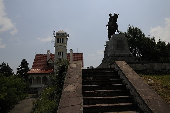 Вело пешеходен преход по алеята в парк Хижата организира на 21