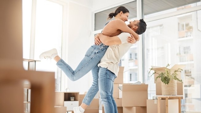 Щастлива и дълготрайна връзка потопена в здравословни отношения е нещо