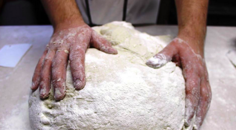 Кризата за работна ръка стигна и до хлебарите и сладкарите