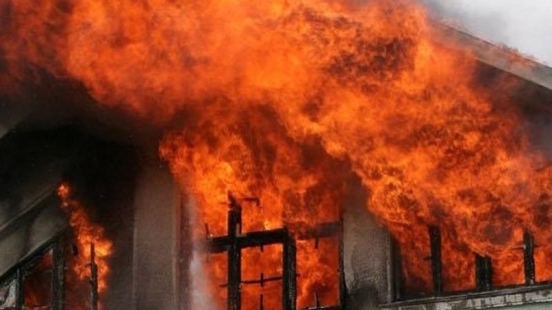 Неописуема трагедия! Старци изгоряха като факли в дом за възрастни
