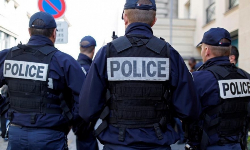 17 годишен младеж държа четири жени за заложници в Тулуза съобщиха