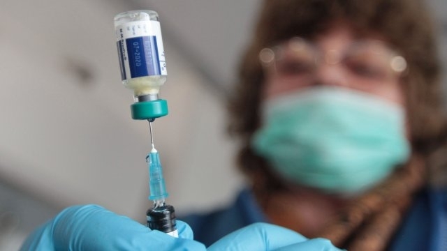 40 6 от българите гледат на ваксинирането срещу COVID 19 като на
